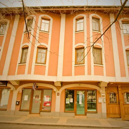 Pensionat Kemences Csarda Es Panzio 2*